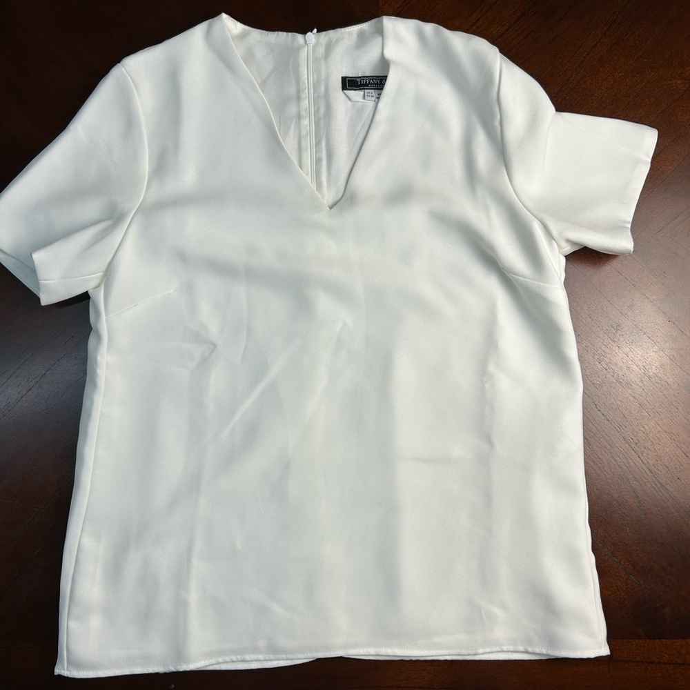 Tiffany & Co. White Blouse size 6 - Picture 1 of 7